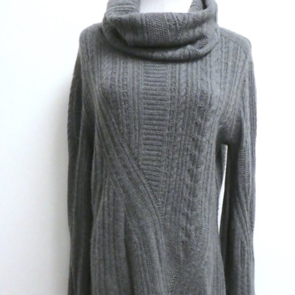 Inhabit gray cowl neck tunic sweater M